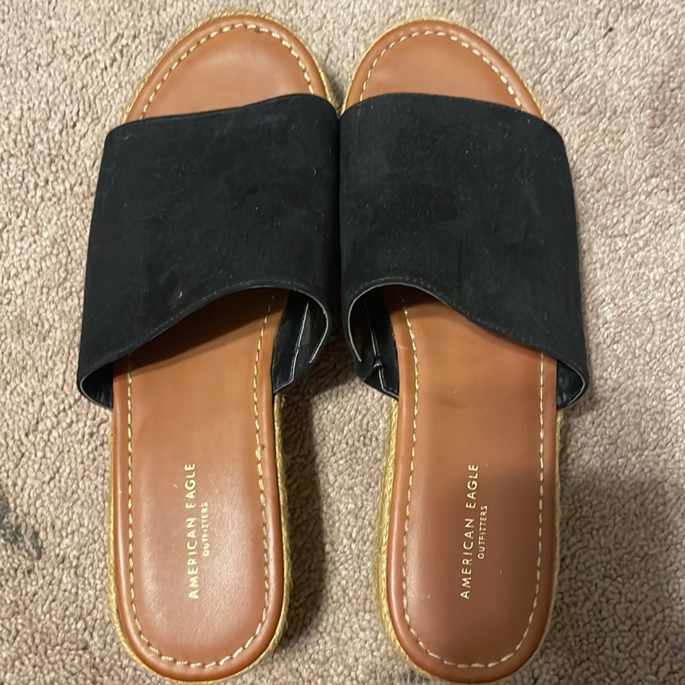 American eagle sandals